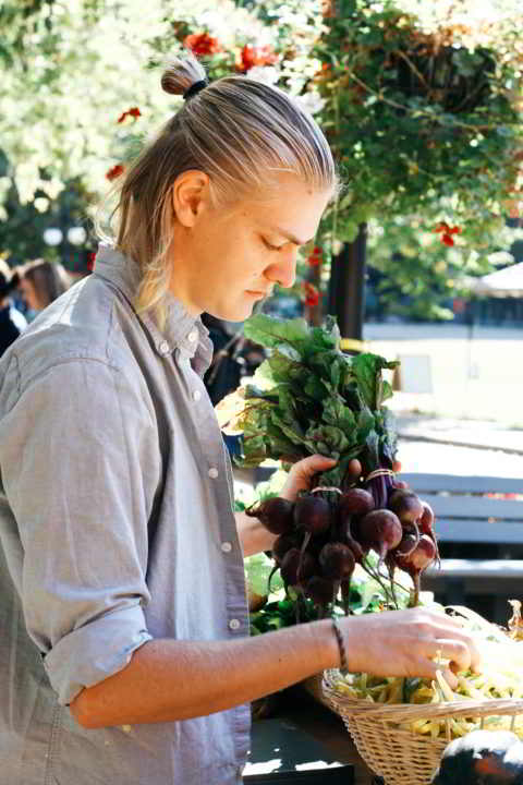 Young Farmer Erlend Bjørklund at Farmers Market