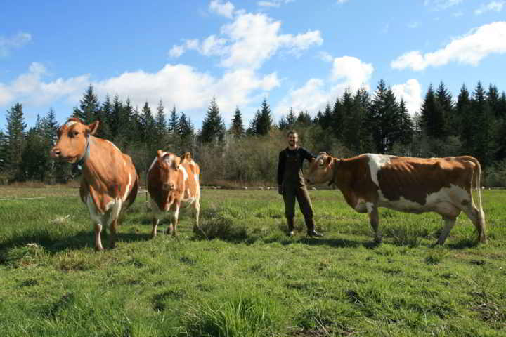 Kris at Lost Savanna Farm with grassfed cows
