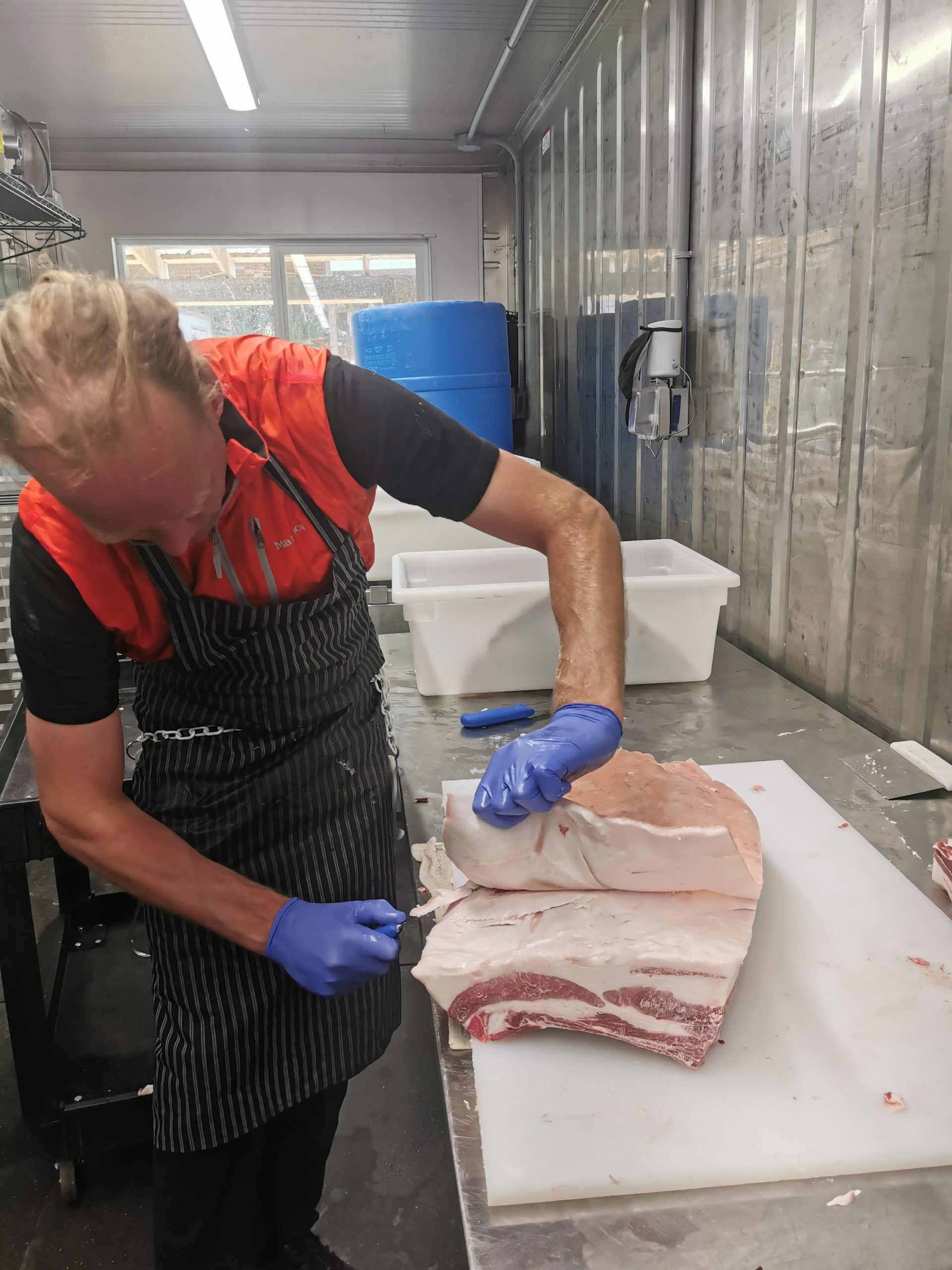 FARM JOB ARMSTRONG, BC Armstrong Artisan Meats, Poultry Processor