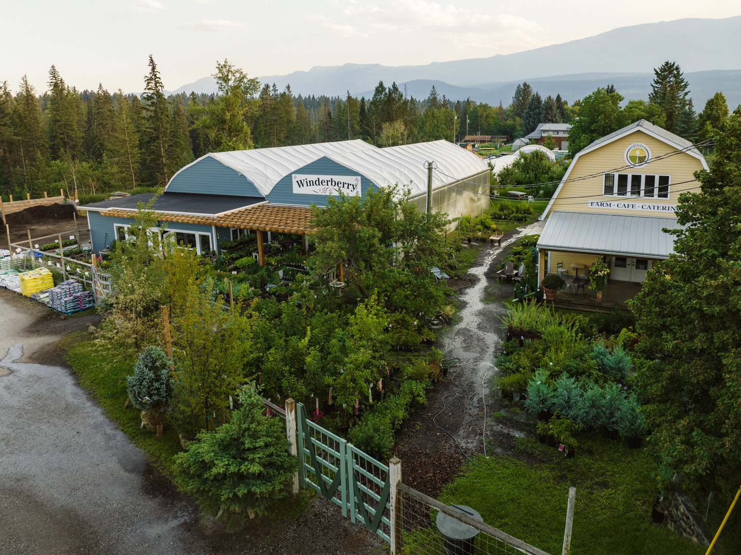 FARM JOB Windermere, BC Edible Acres Farm, Farm Manager